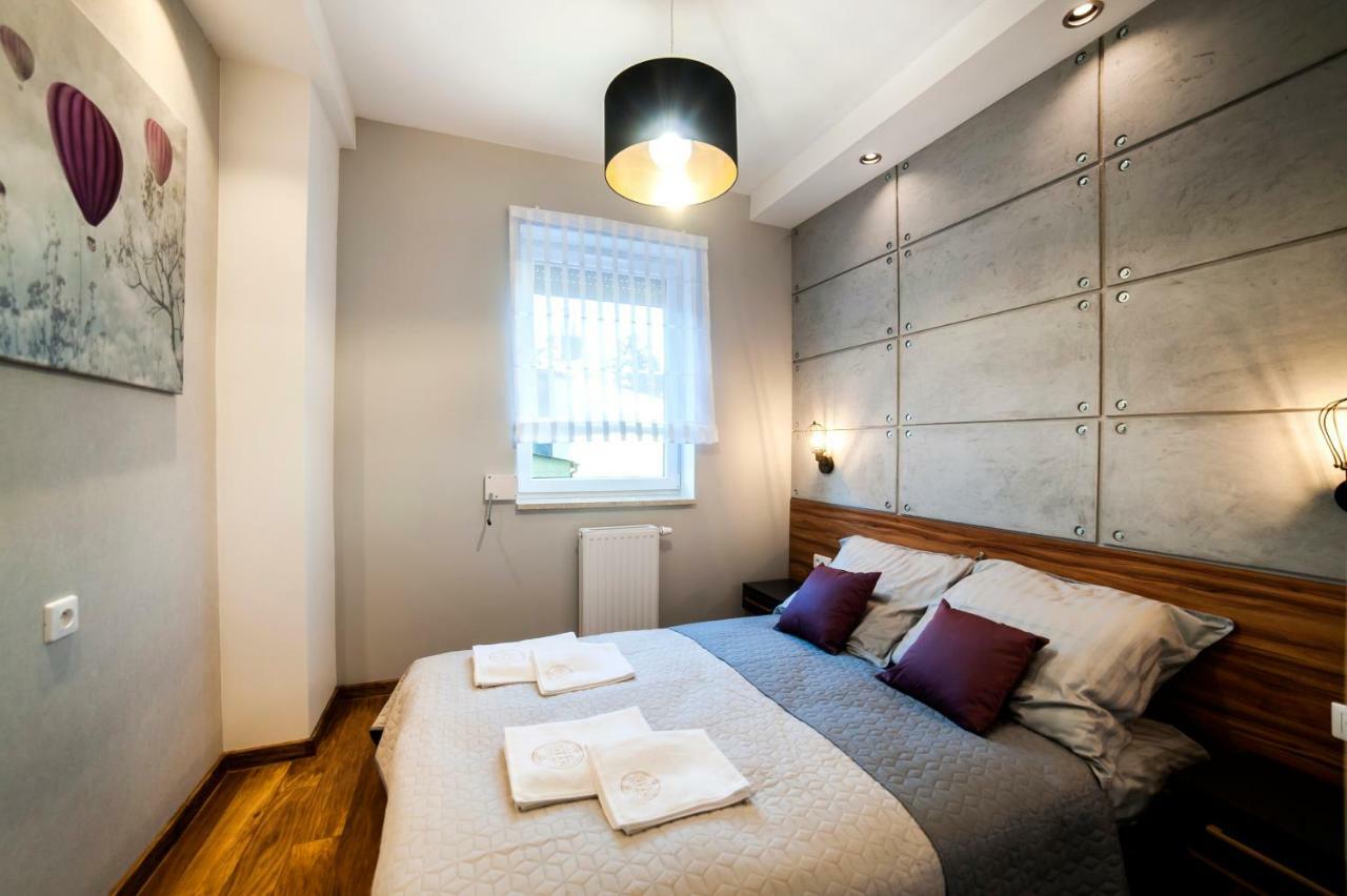 Urban Apart Uniejow Apartment Exterior foto